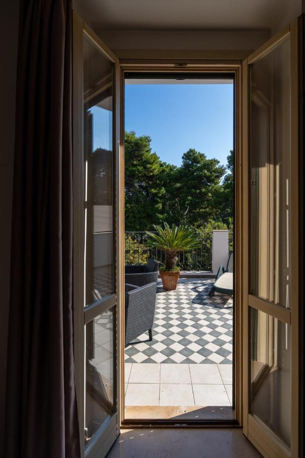 Park Hotel Villa Maria San Menaio Bagian luar foto