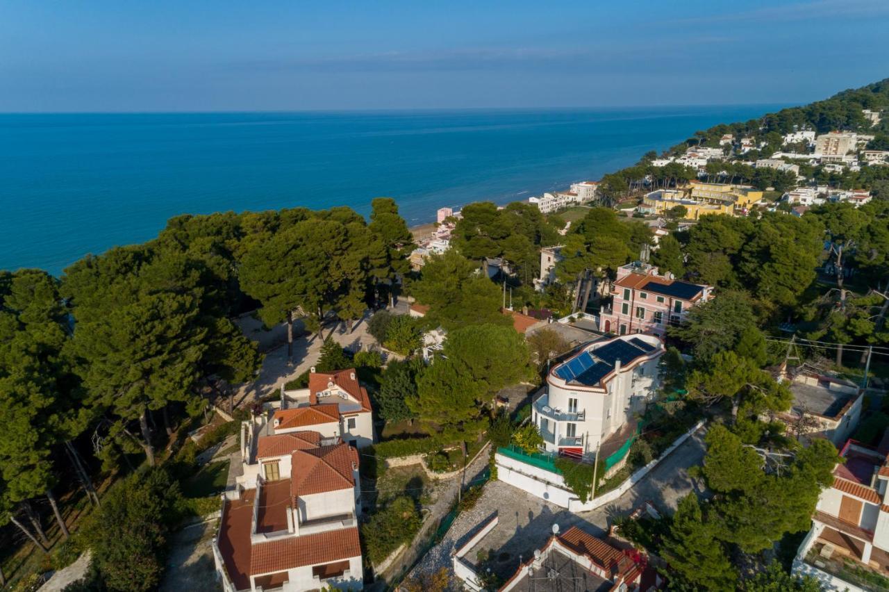 Park Hotel Villa Maria San Menaio Bagian luar foto