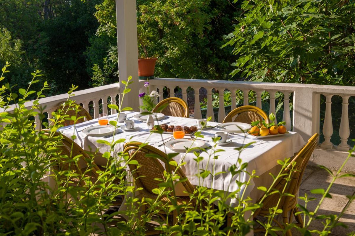 Park Hotel Villa Maria San Menaio Bagian luar foto