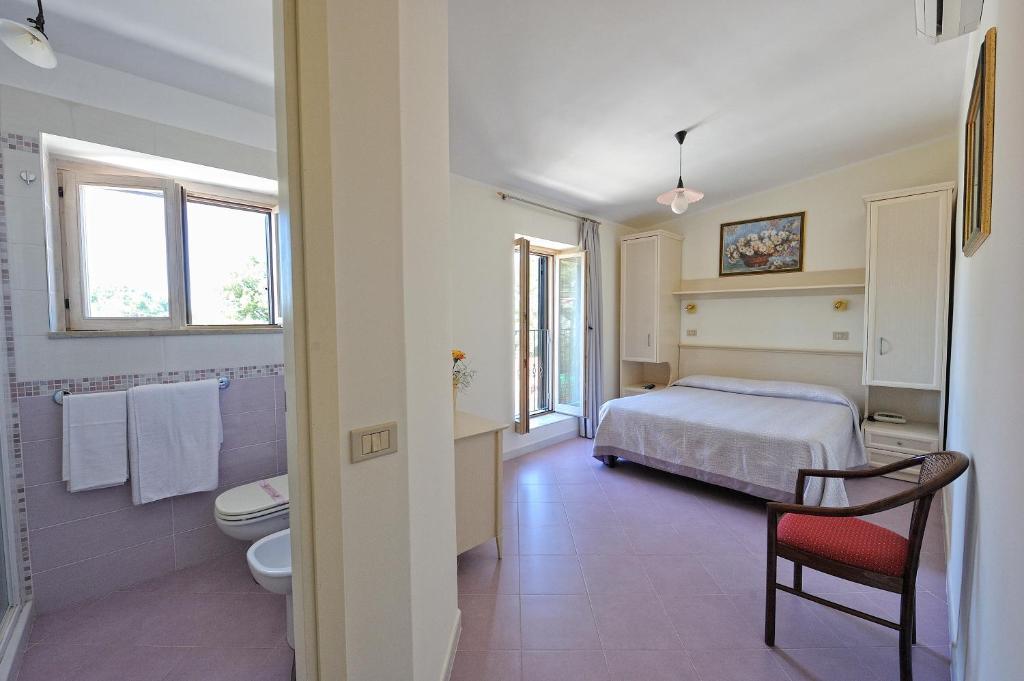 Park Hotel Villa Maria San Menaio Ruang foto